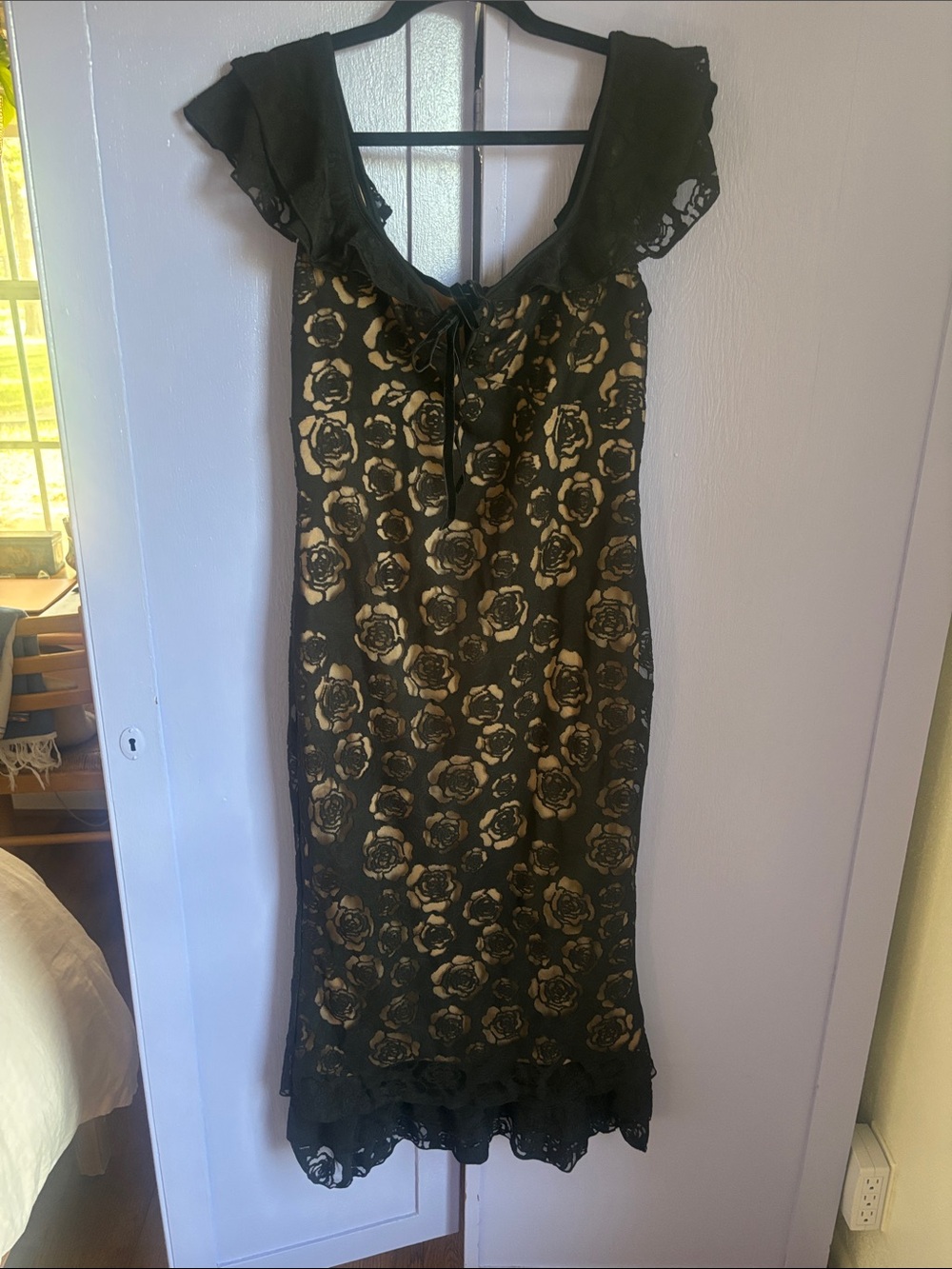 RIHOAS Black Floral Lace midi Dress large NWT Ruffles BodyCon cocktail party - Picture 7 of 16
